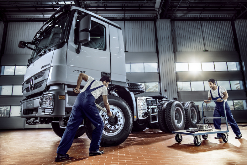 Mercedes-Benz - Trucks
